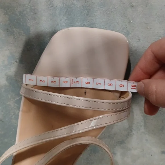 Cream Strappy Block Heel Sandals, Size 8 - Picture 14 of 14